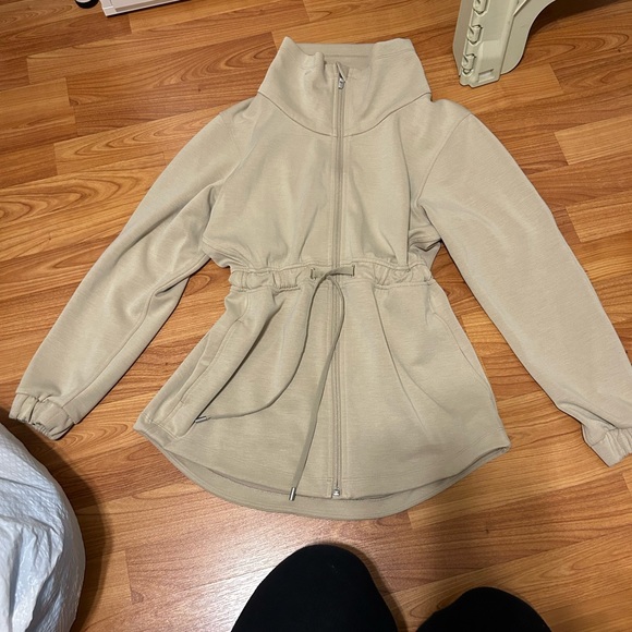 Lululemon Softstreme Cinch-Waist Jacket - Picture 1 of 5